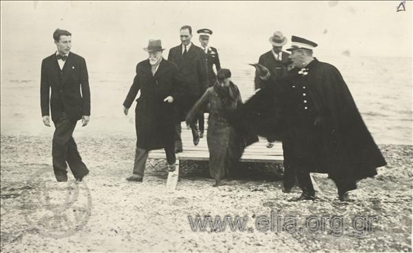 Ο Ελευθέριος Βενιζέλος στη Ρόδο το 1935 - Φωτογραφίες