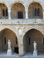 Το Παλάτι των Μεγάλων Μαγίστρων ή Καστέλο